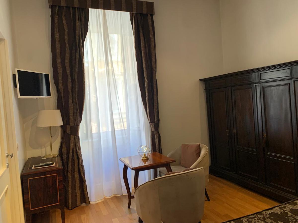 Hotel Urbana 33 Roma Esterno foto