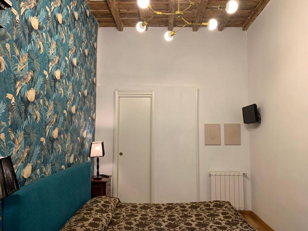 Hotel Urbana 33 Roma Esterno foto