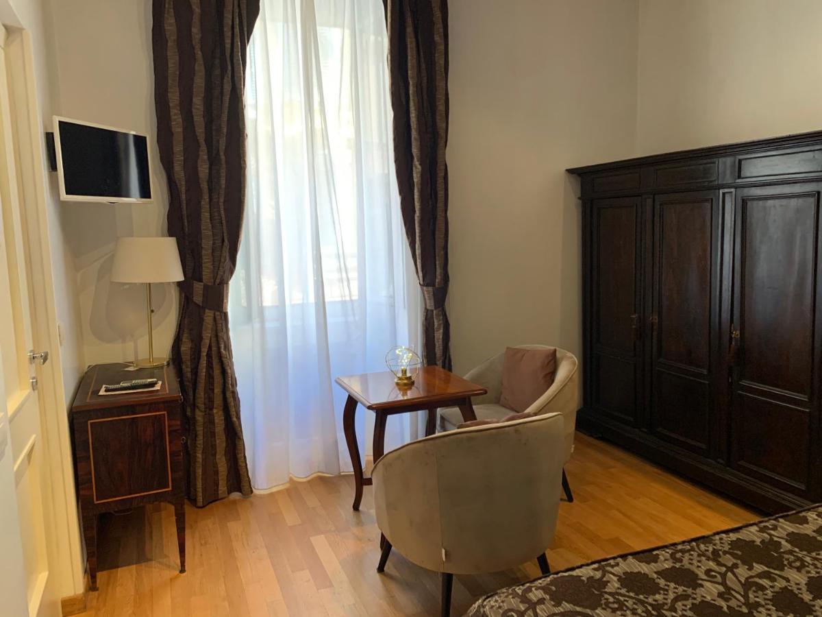 Hotel Urbana 33 Roma Esterno foto