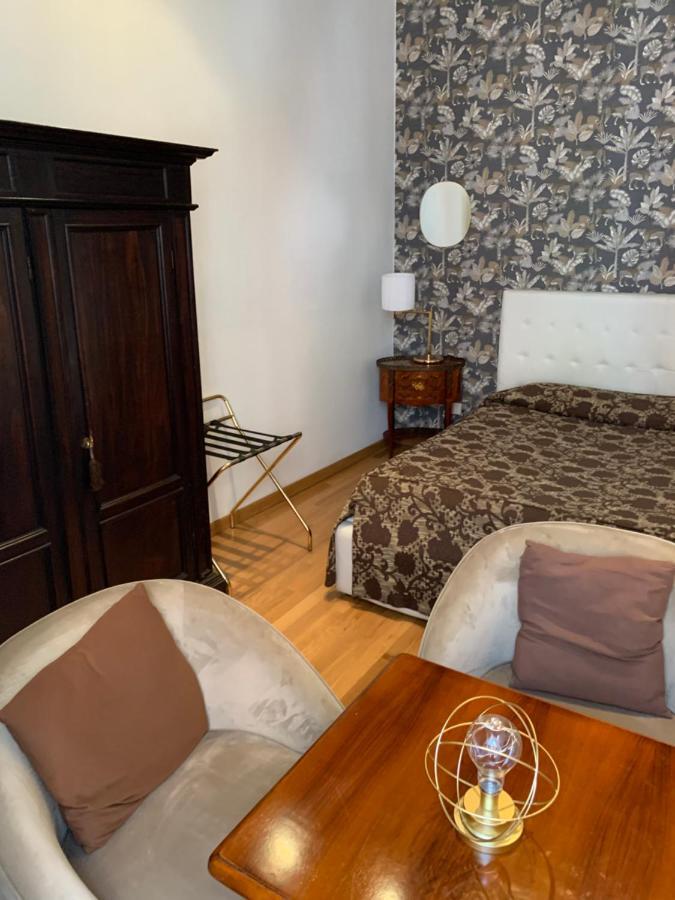 Hotel Urbana 33 Roma Esterno foto