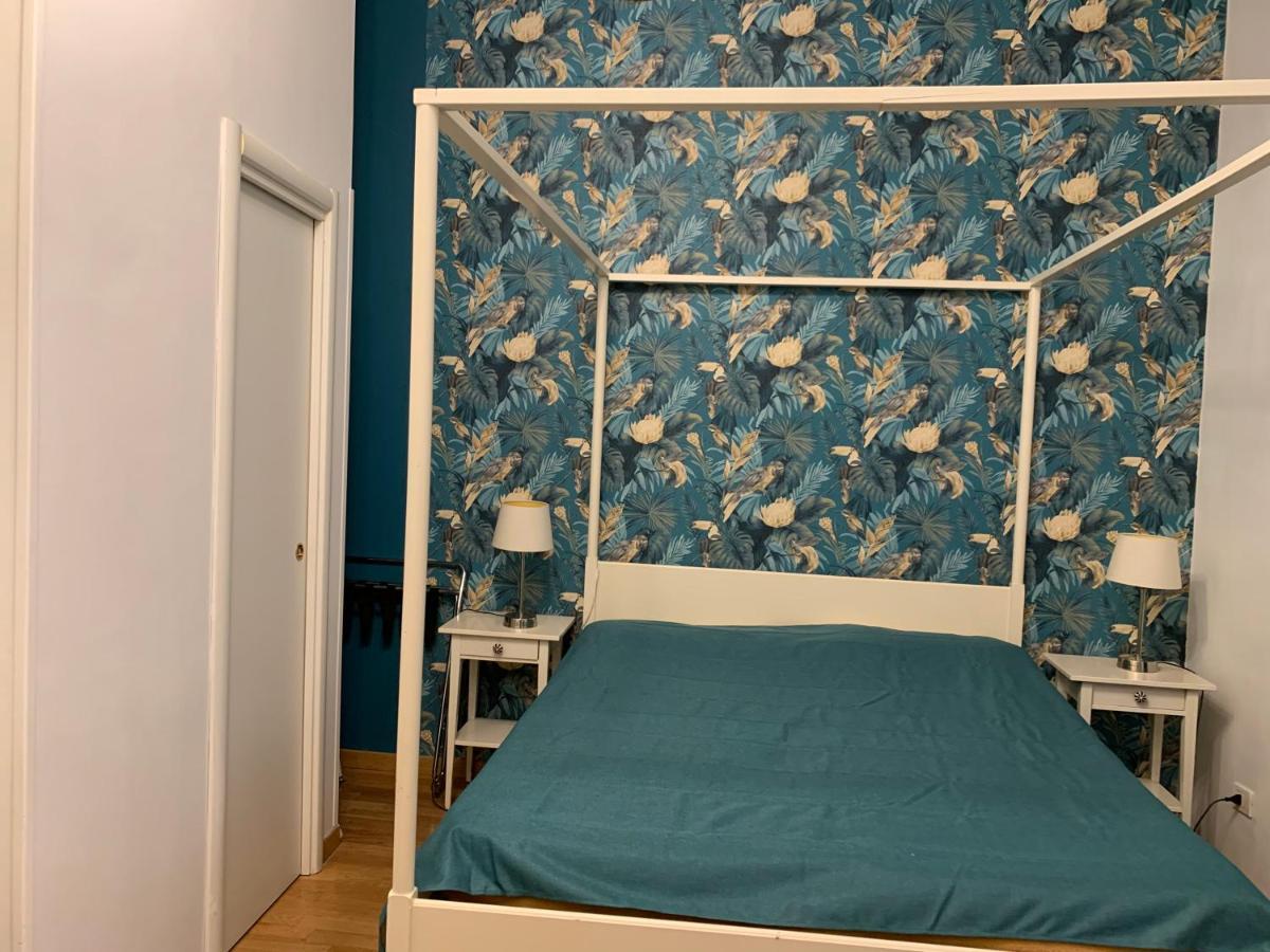 Hotel Urbana 33 Roma Esterno foto