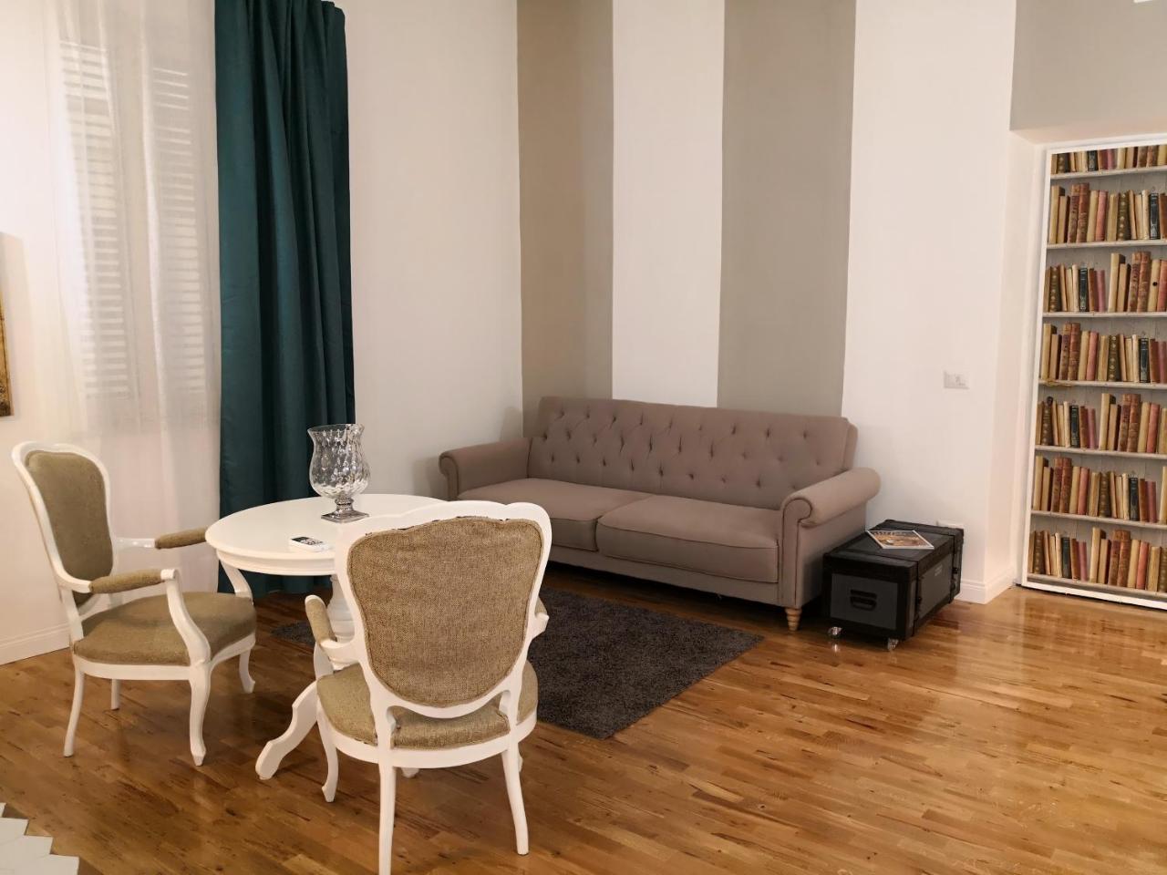 Hotel Urbana 33 Roma Esterno foto