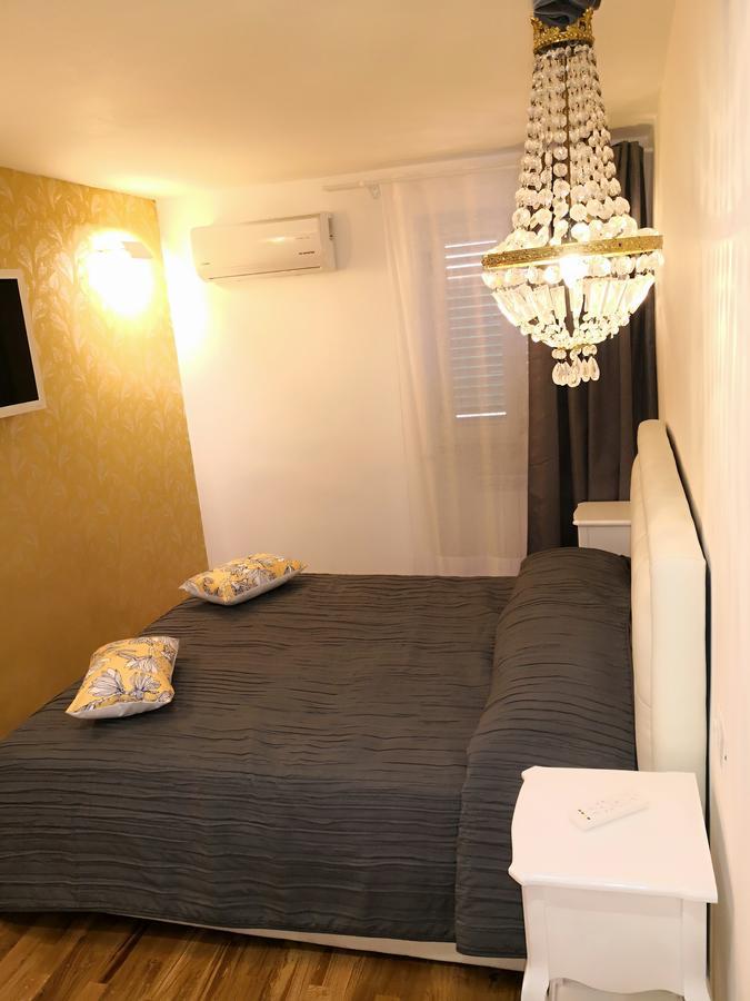 Hotel Urbana 33 Roma Esterno foto